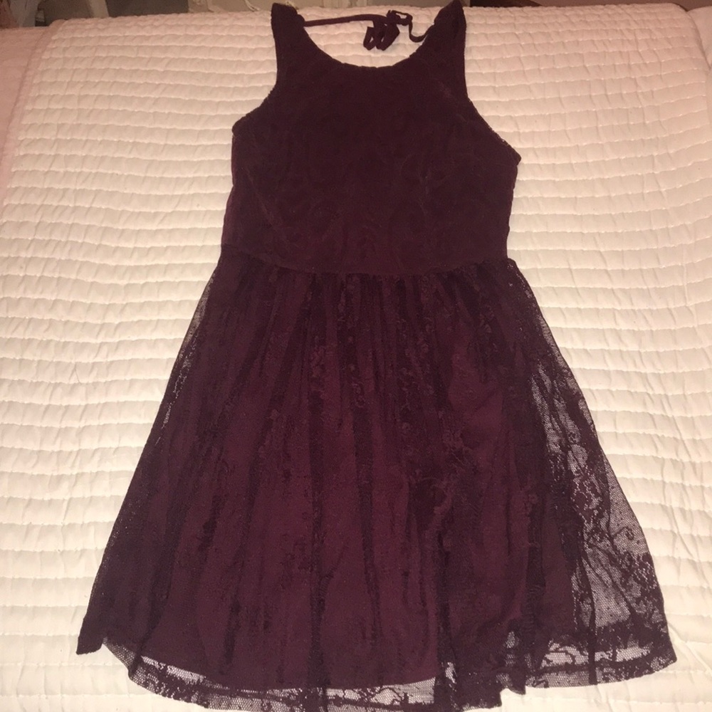 Maroon lace Hollister dress!